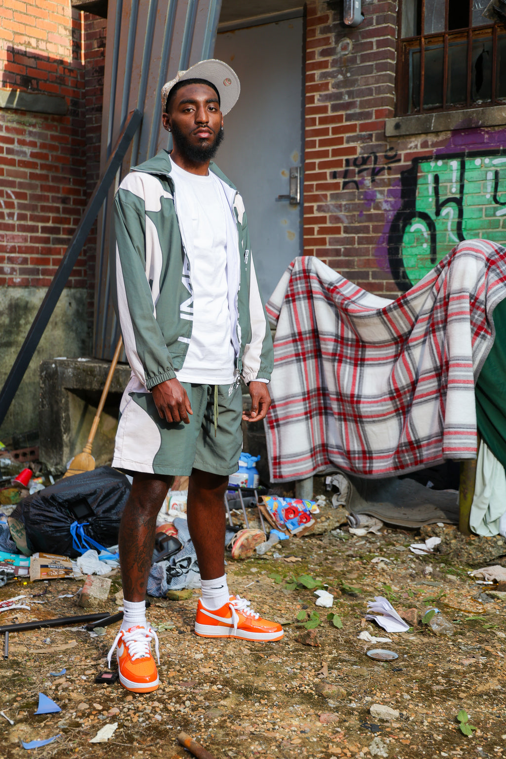 UMBRÁ Windbreaker Jacket and Shorts Set Green