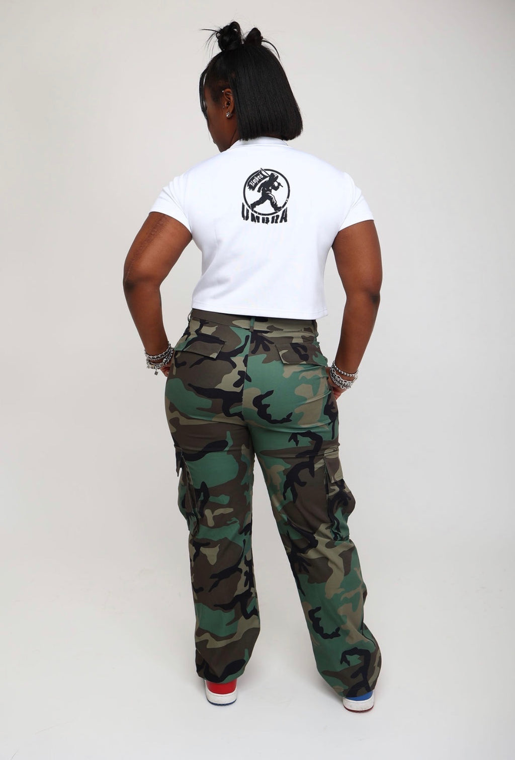 Pretty Girls Love UMBRÁ Cropped Tee (White)